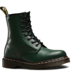 Dr. Martens 1460 8-Eye Boot SIze US 8